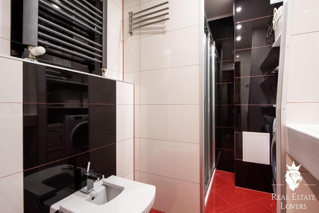 Warsaw Garden Apartment 70M2 מראה חיצוני תמונה